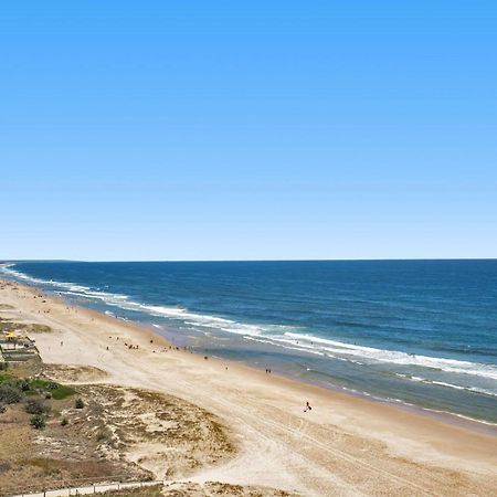 Dorchester On The Beach Гоулд Коуст Екстериор снимка