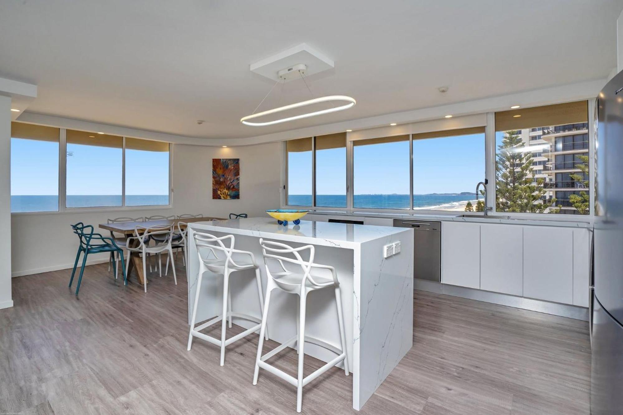Dorchester On The Beach Гоулд Коуст Екстериор снимка