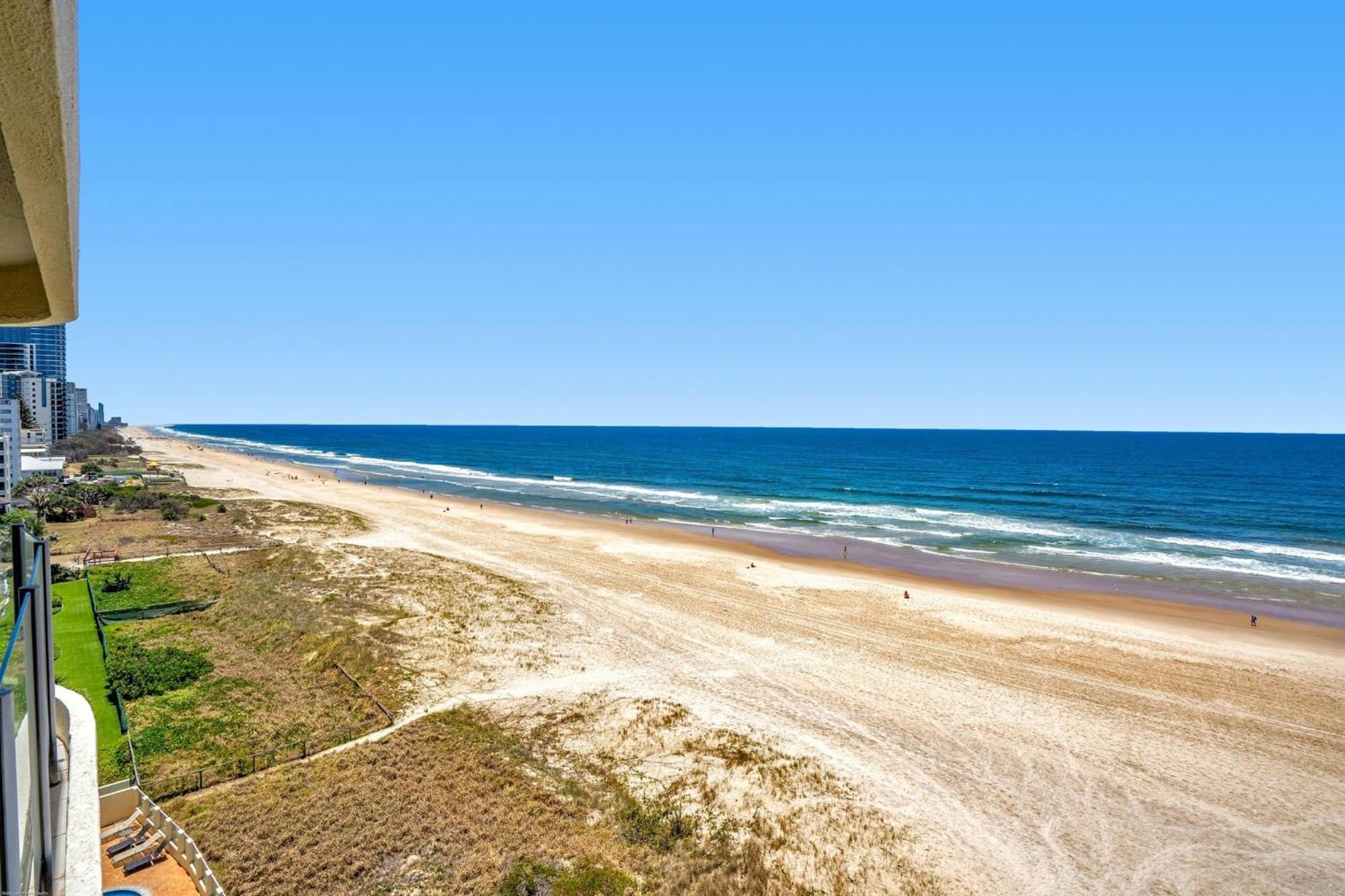 Dorchester On The Beach Гоулд Коуст Екстериор снимка