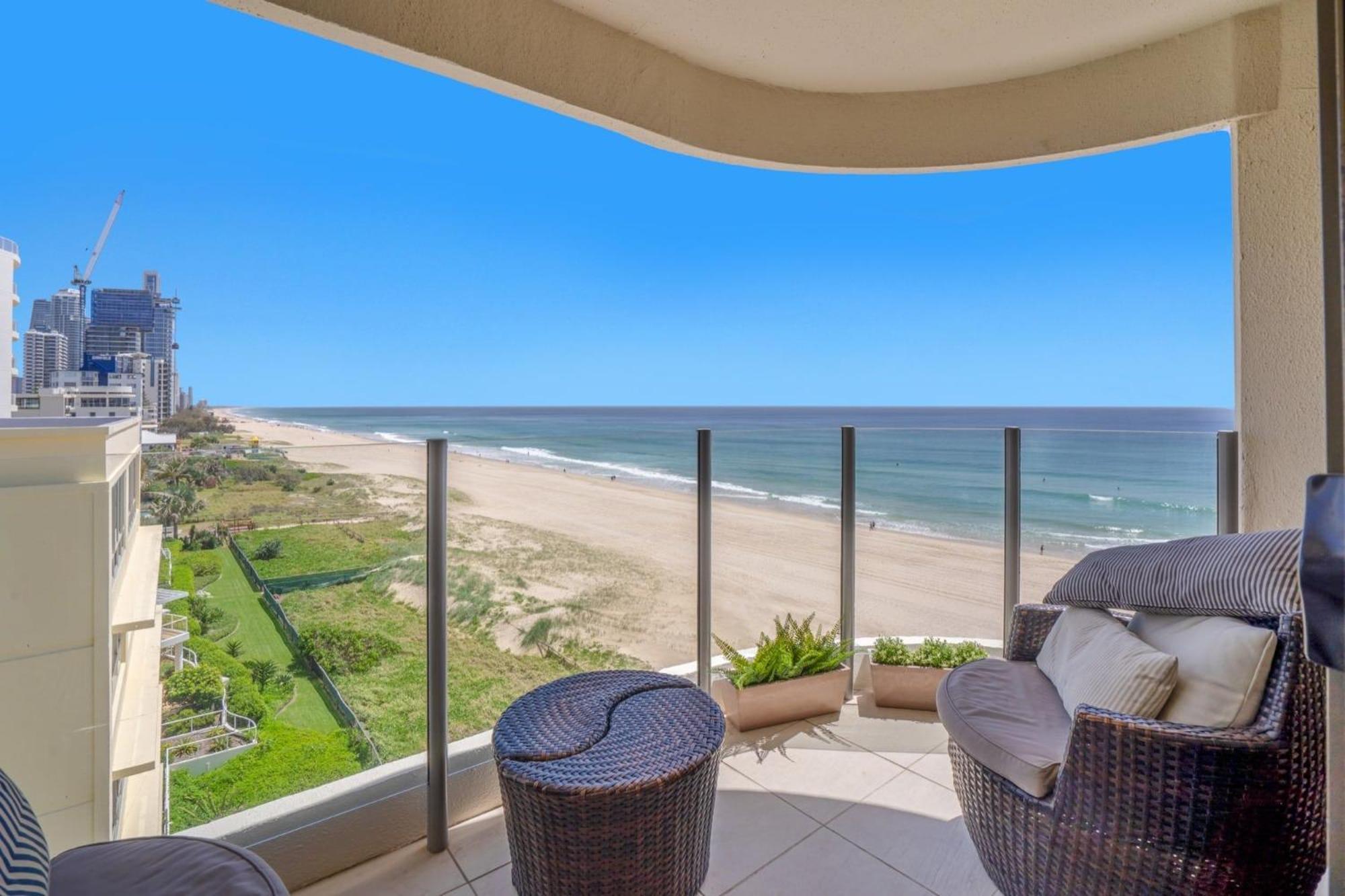 Dorchester On The Beach Гоулд Коуст Екстериор снимка